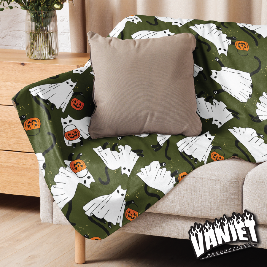 The Flock - Ghost Cat & Jack o' Lantern Pattern Sherpa Blanket